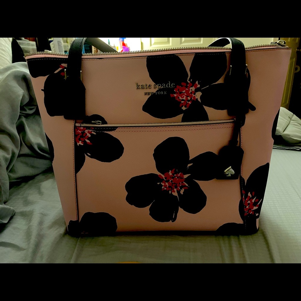 Kate Spade NY Cameron Grand Flora pocket tote